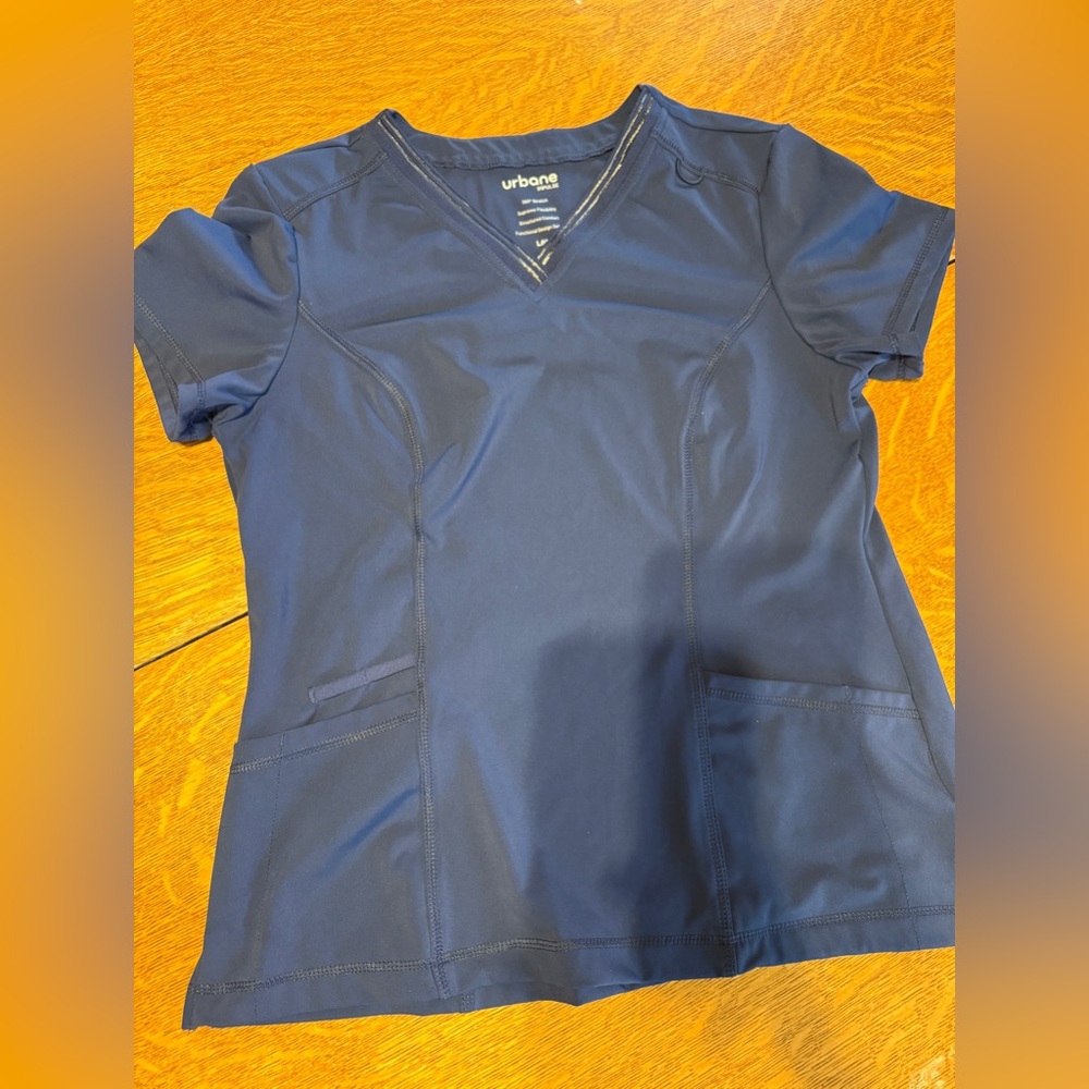 Urbane Impulse scrub too and bottoms size large